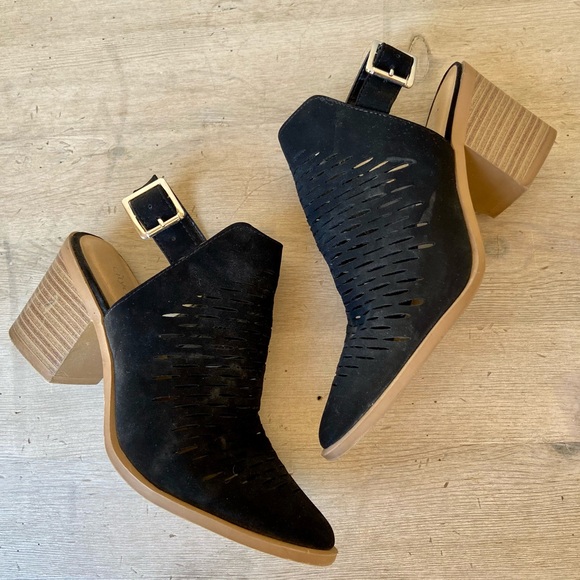 Black perforated stacked heel buckle bootie shoes - Picture 1 of 7